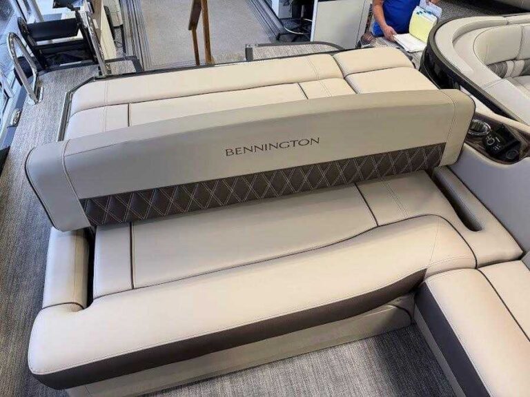 2026 Bennington 25QSB - ESP - Blackout US-ETWS7758H526 [photo 21]